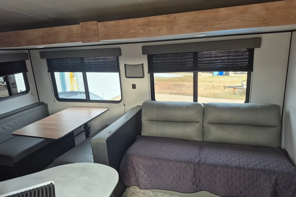 THE BIG BEAUTY Keystone Springdale Travel Trailer
