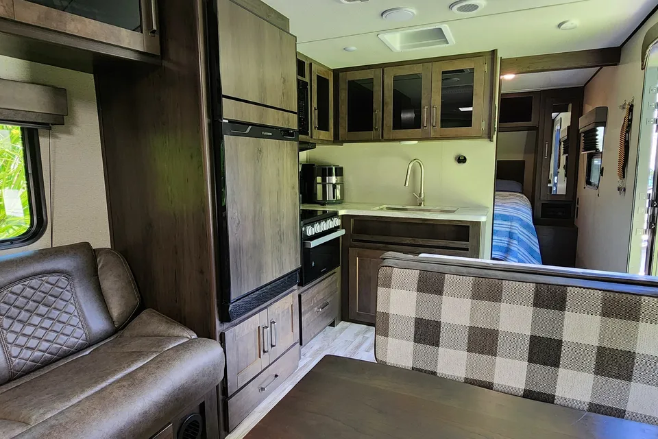 Grand Design Transcend Bunkhouse