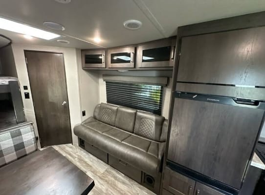 Grand Design Transcend Bunkhouse