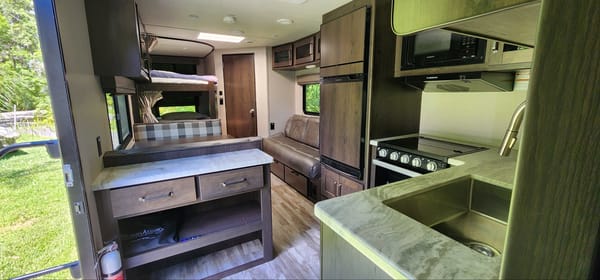 Grand Design Transcend Bunkhouse
