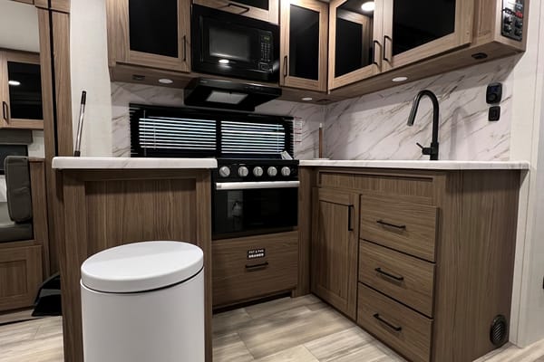 2025 Alliance RV Delta Travel Trailer