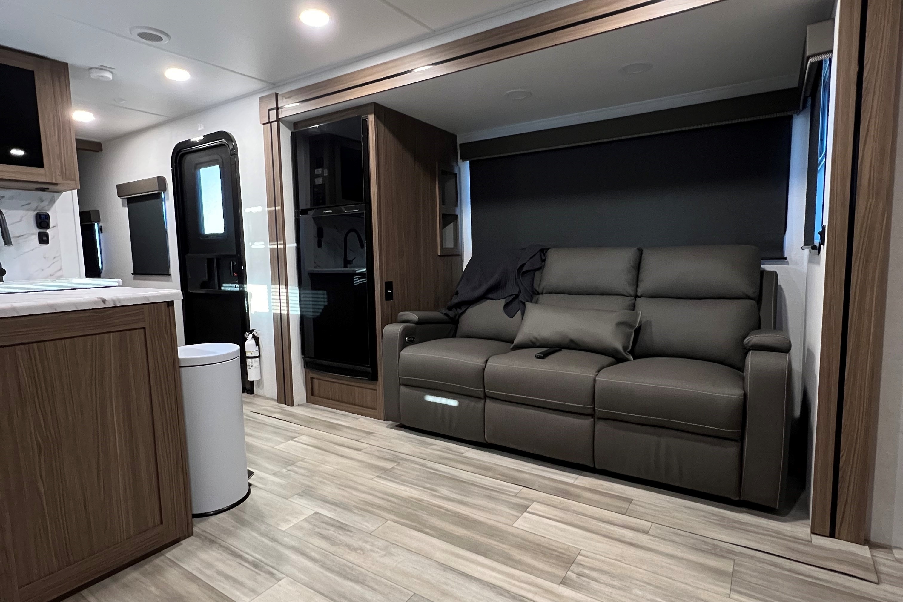2025 Alliance RV Delta Travel Trailer