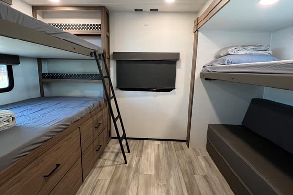 2025 Alliance RV Delta Travel Trailer