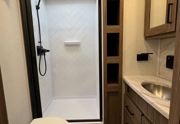 2025 Alliance RV Delta Travel Trailer