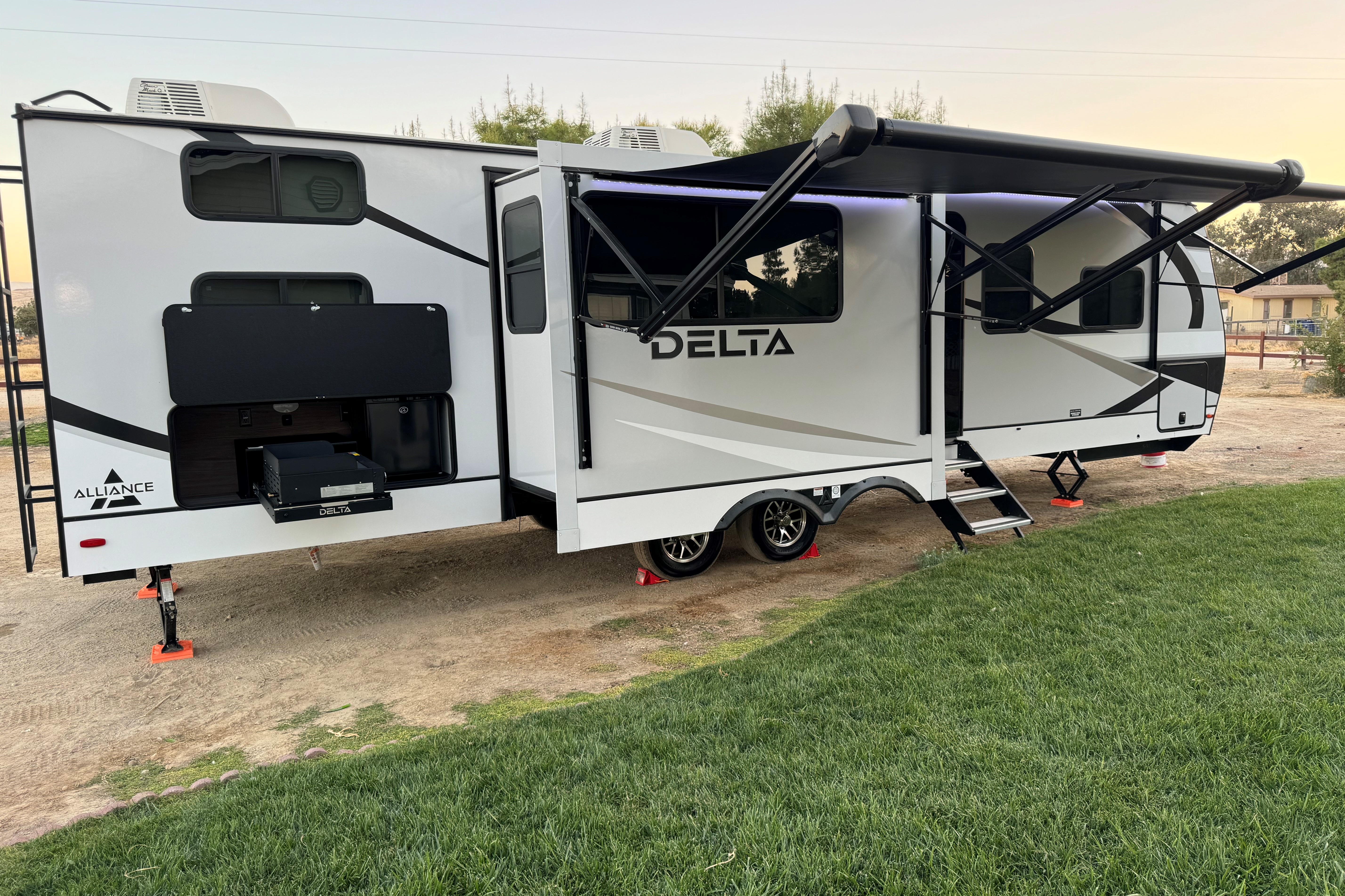 2025 Alliance RV Delta Travel Trailer