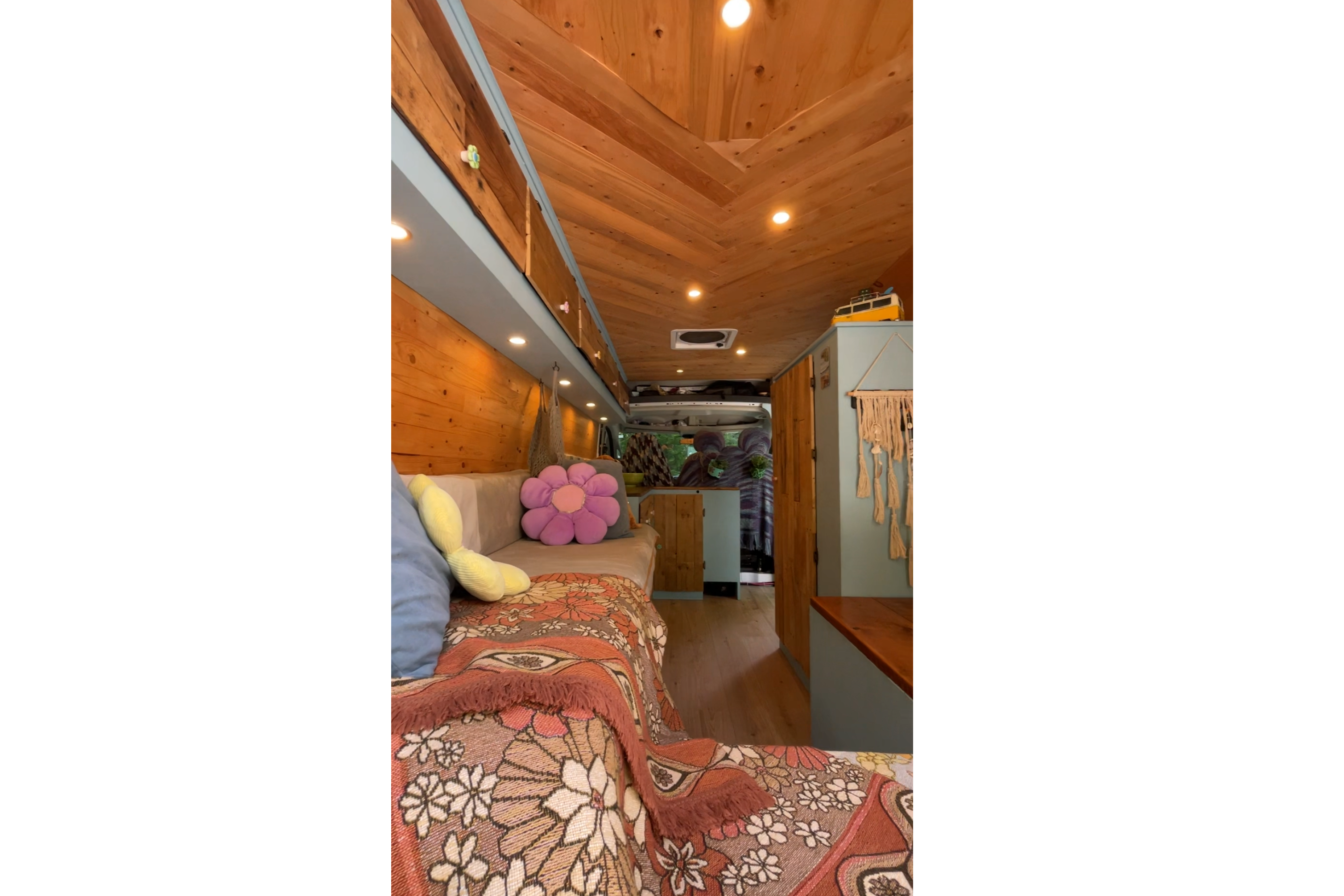 Raggy the Ram Campervan