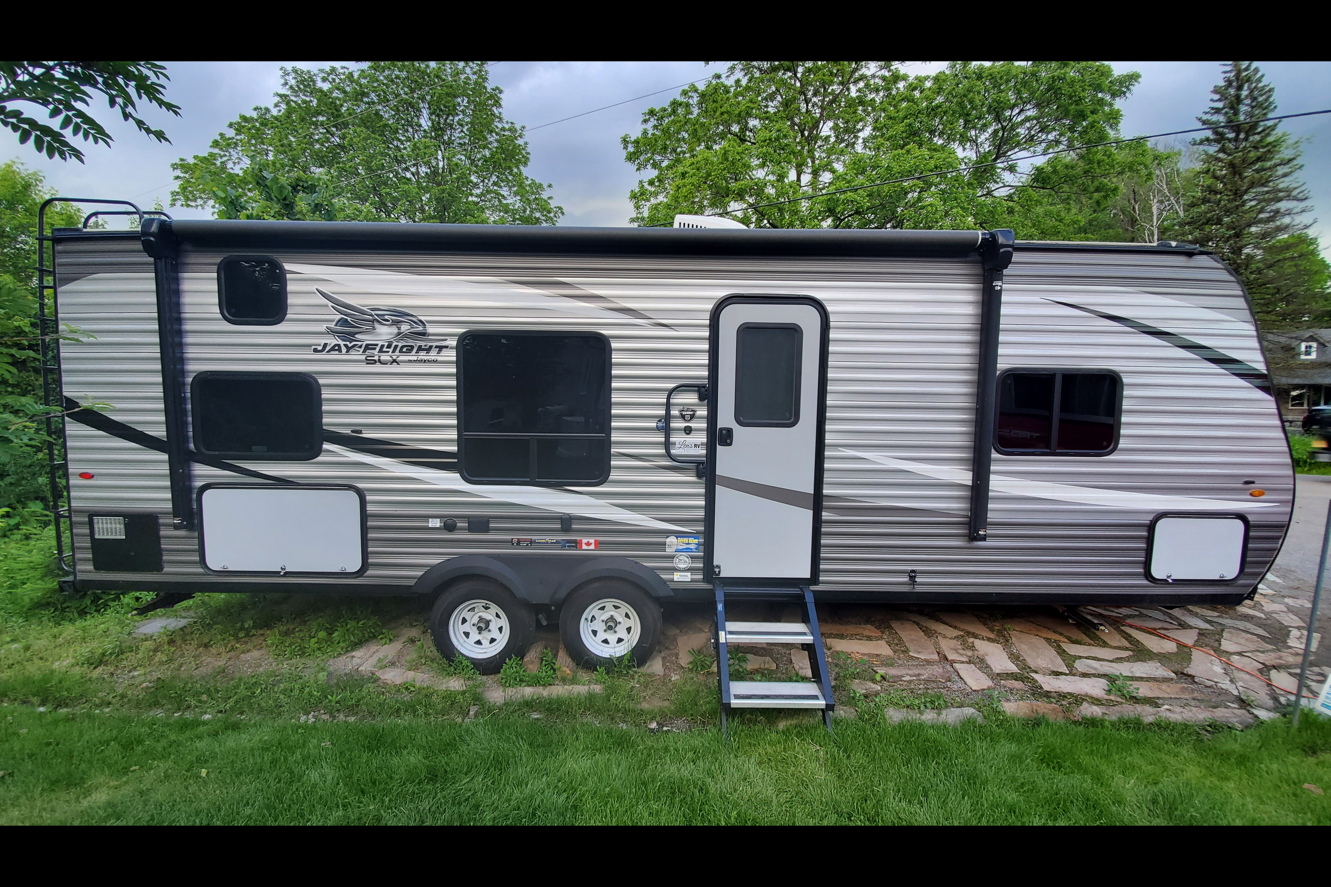 Tom's Jayco Jay Flight SLX 8 Travel Trailer