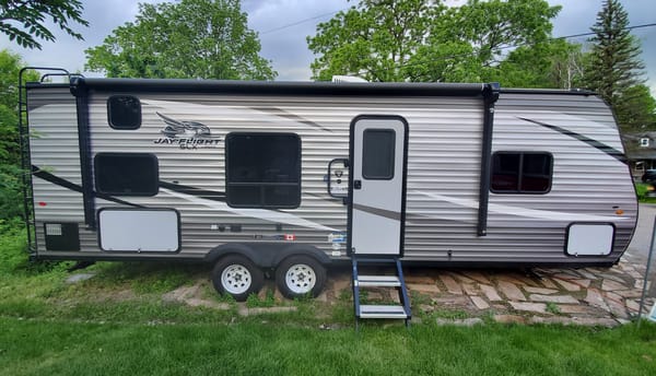 Tom's Jayco Jay Flight SLX 8 Travel Trailer