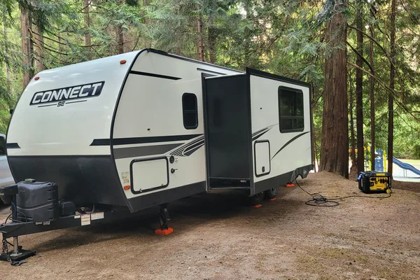 2021 KZ Connect SE Awesome Layout