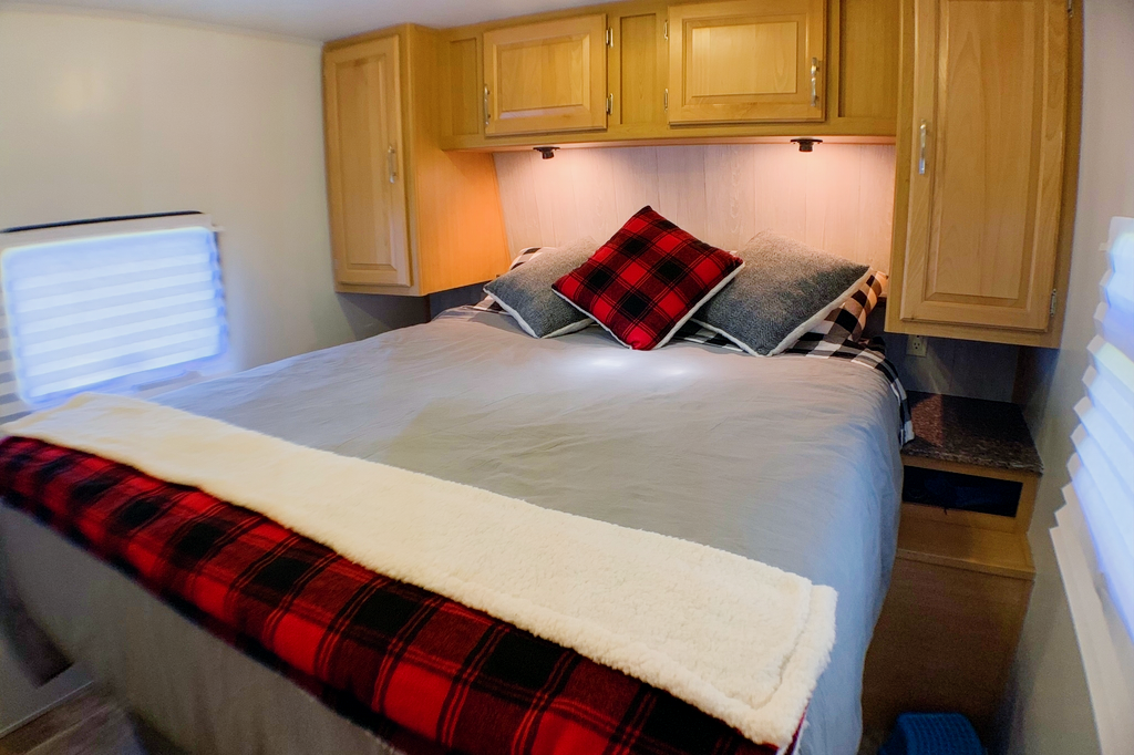 The Tin Can Cottage - Glamping at it's Best