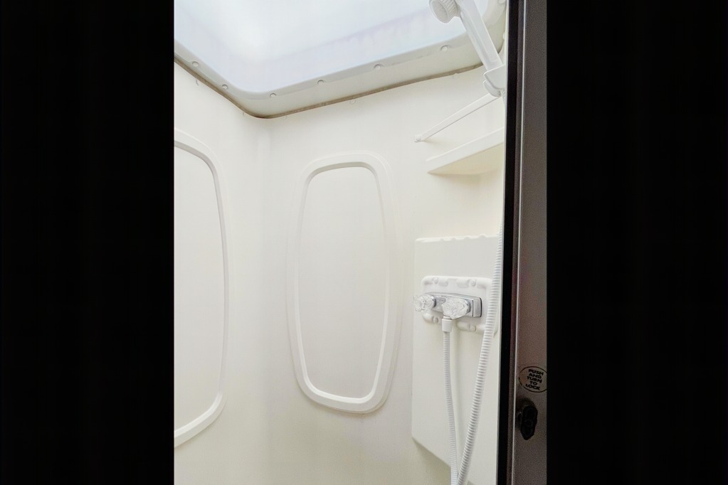 Annie's winnebago Itaska Spirit  Class C