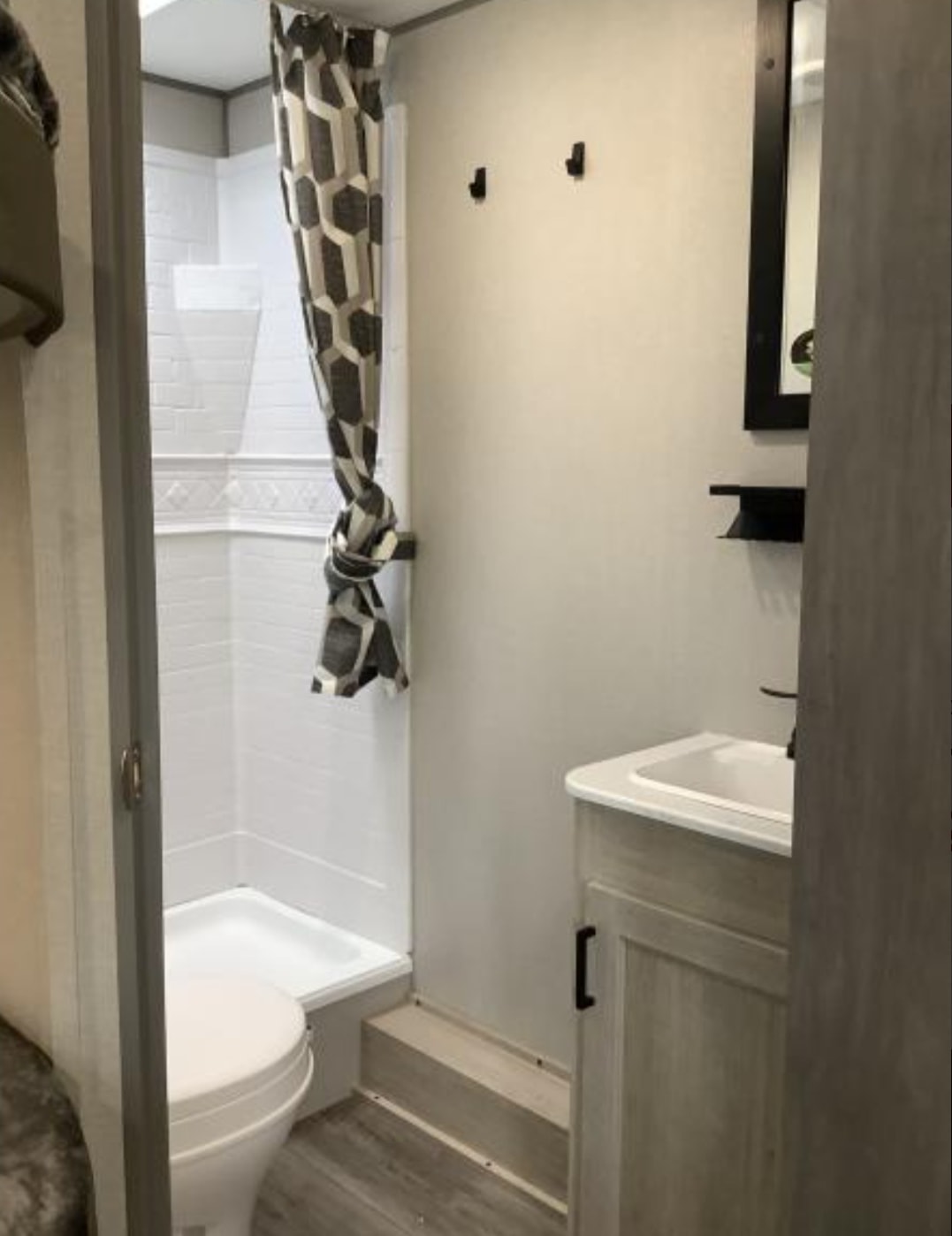 Catalina 211HB