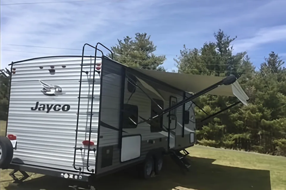Patricia's Jayco 264BH Travel Trailer