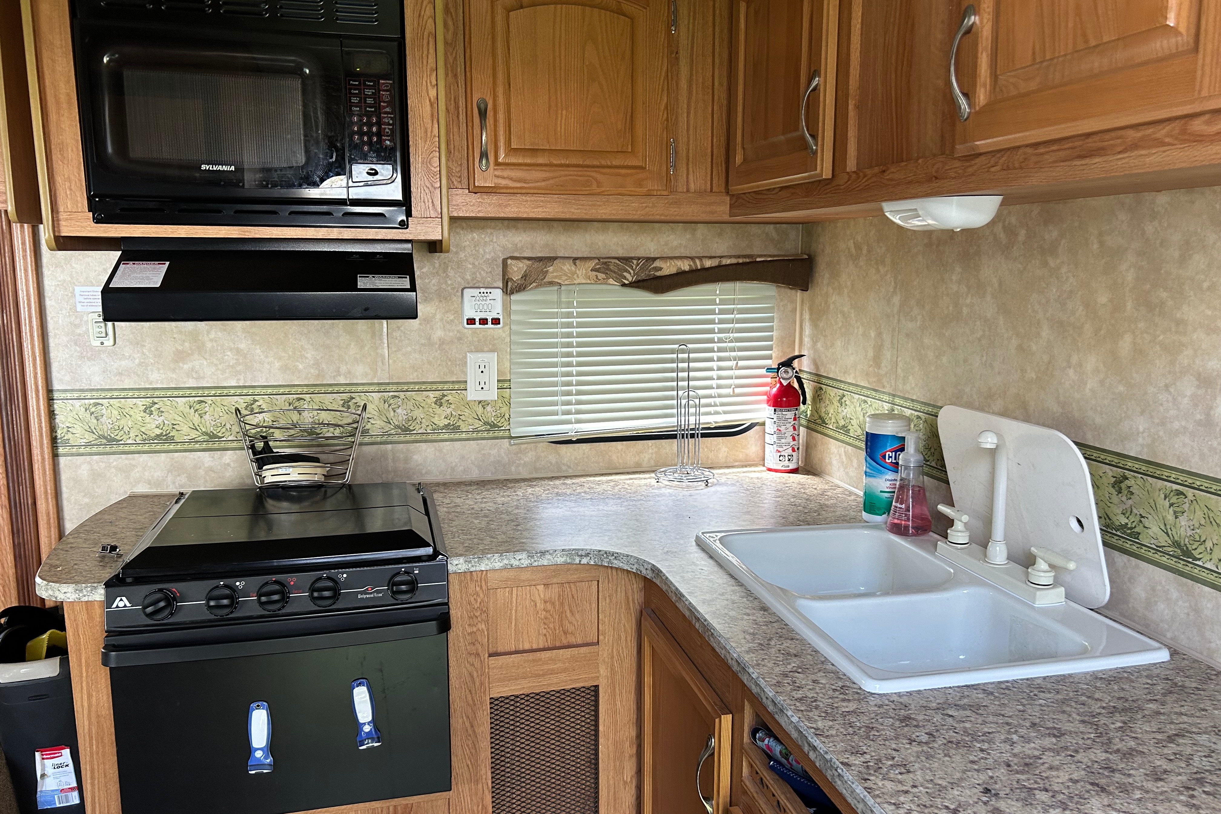 Nicole's Jayco G2 Travel Trailer