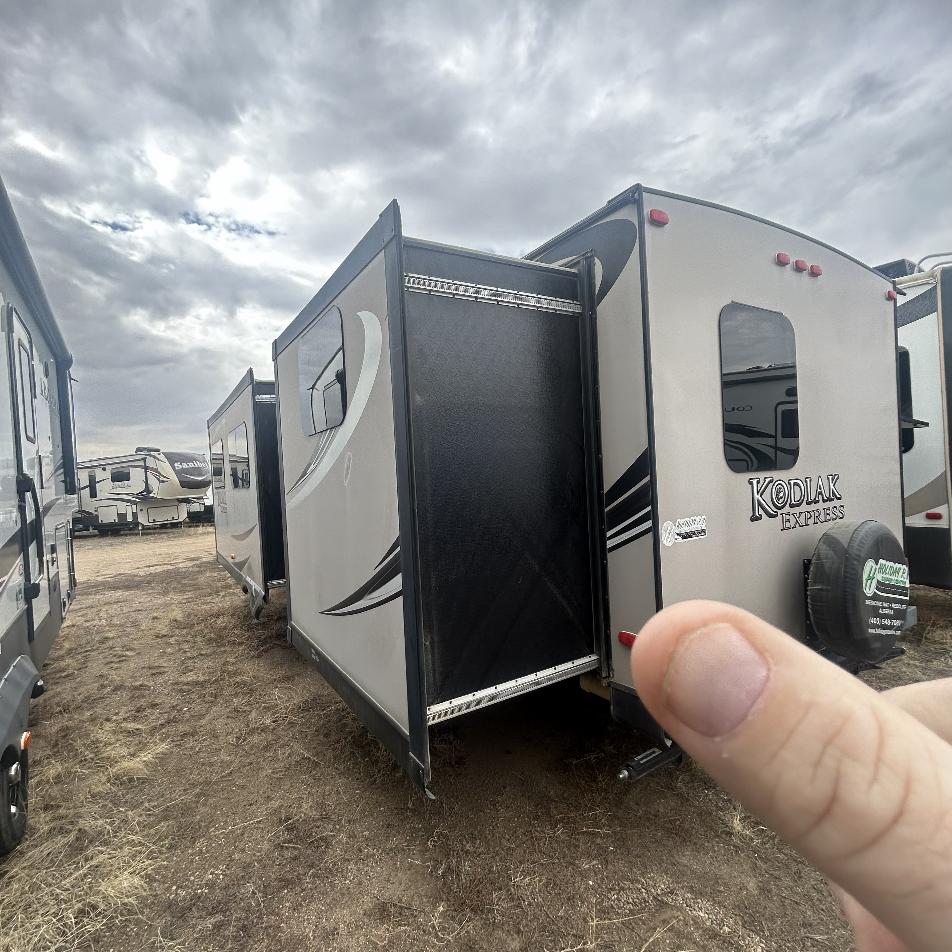 Ken's Kozy Kodiak Express 299BHSL Travel Trailer