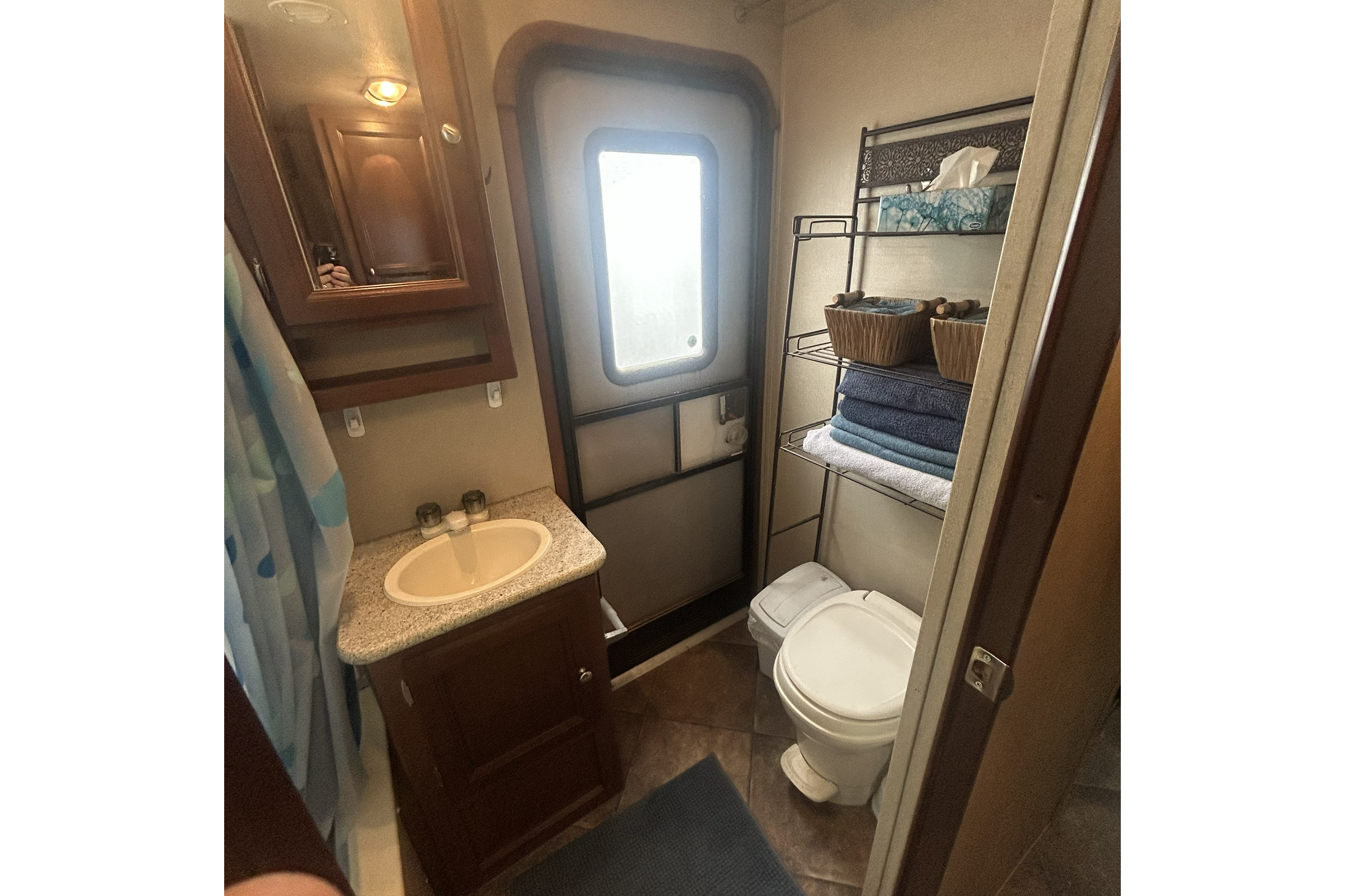 Ken's Kozy Kodiak Express 299BHSL Travel Trailer