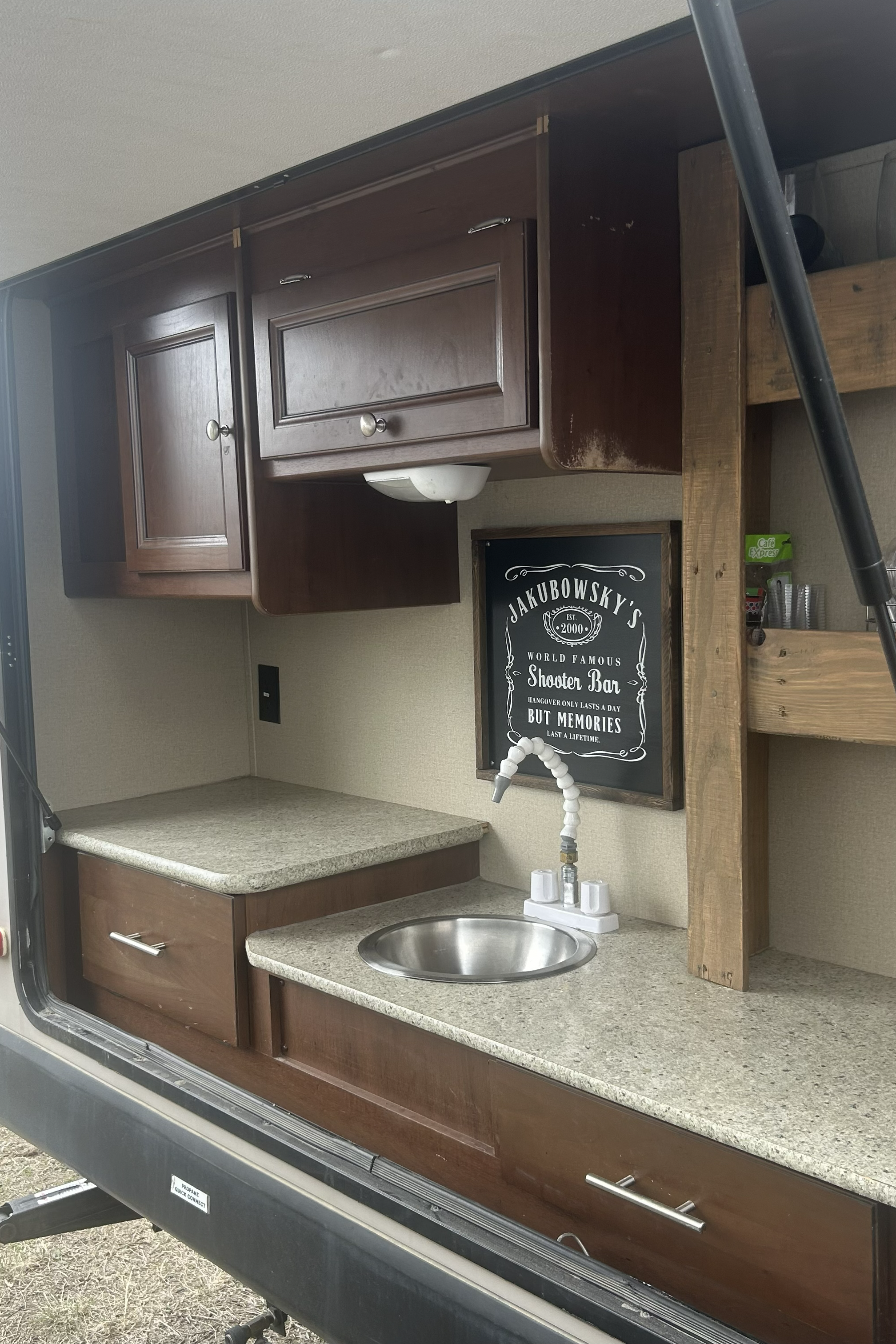 Ken's Kozy Kodiak Express 299BHSL Travel Trailer
