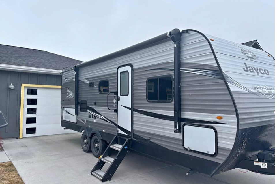 Smart Jay Flight Travel Trailer