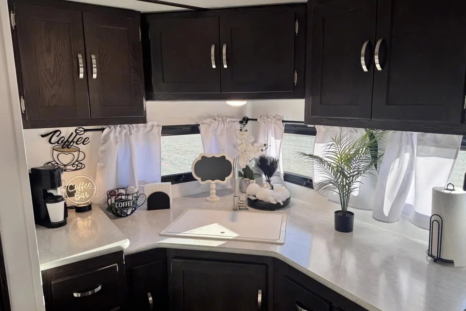 Justin's Cozy Camper