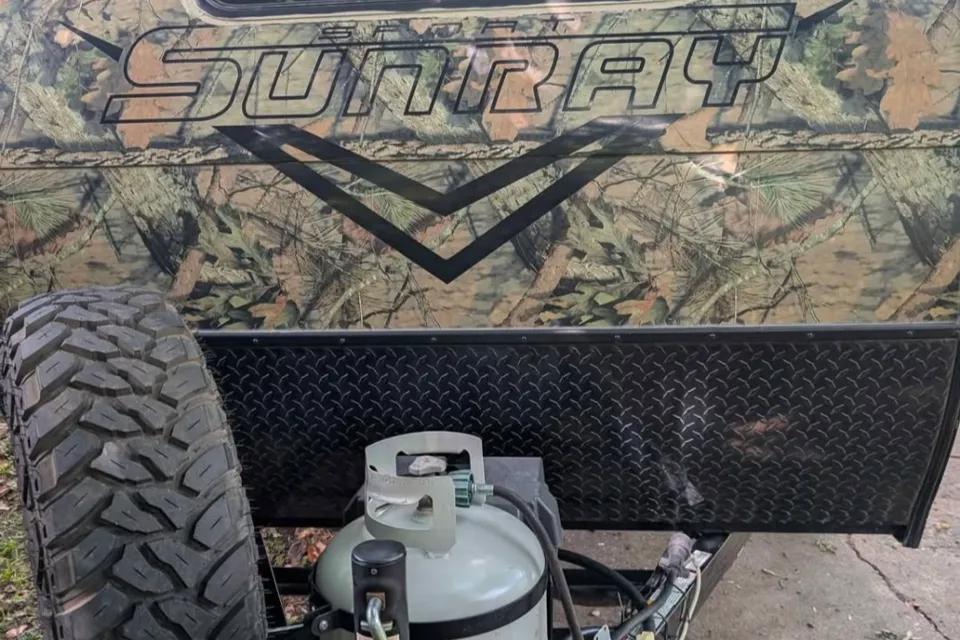 Michael's Sunset Park RV Sunray 109 Micro Trailer
