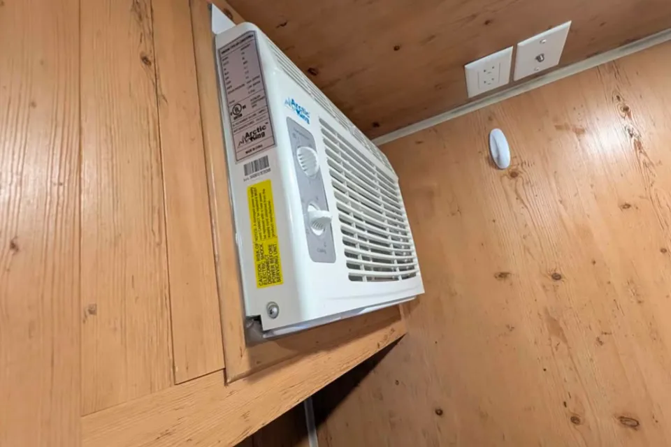 Michael's Sunset Park RV Sunray 109 Micro Trailer