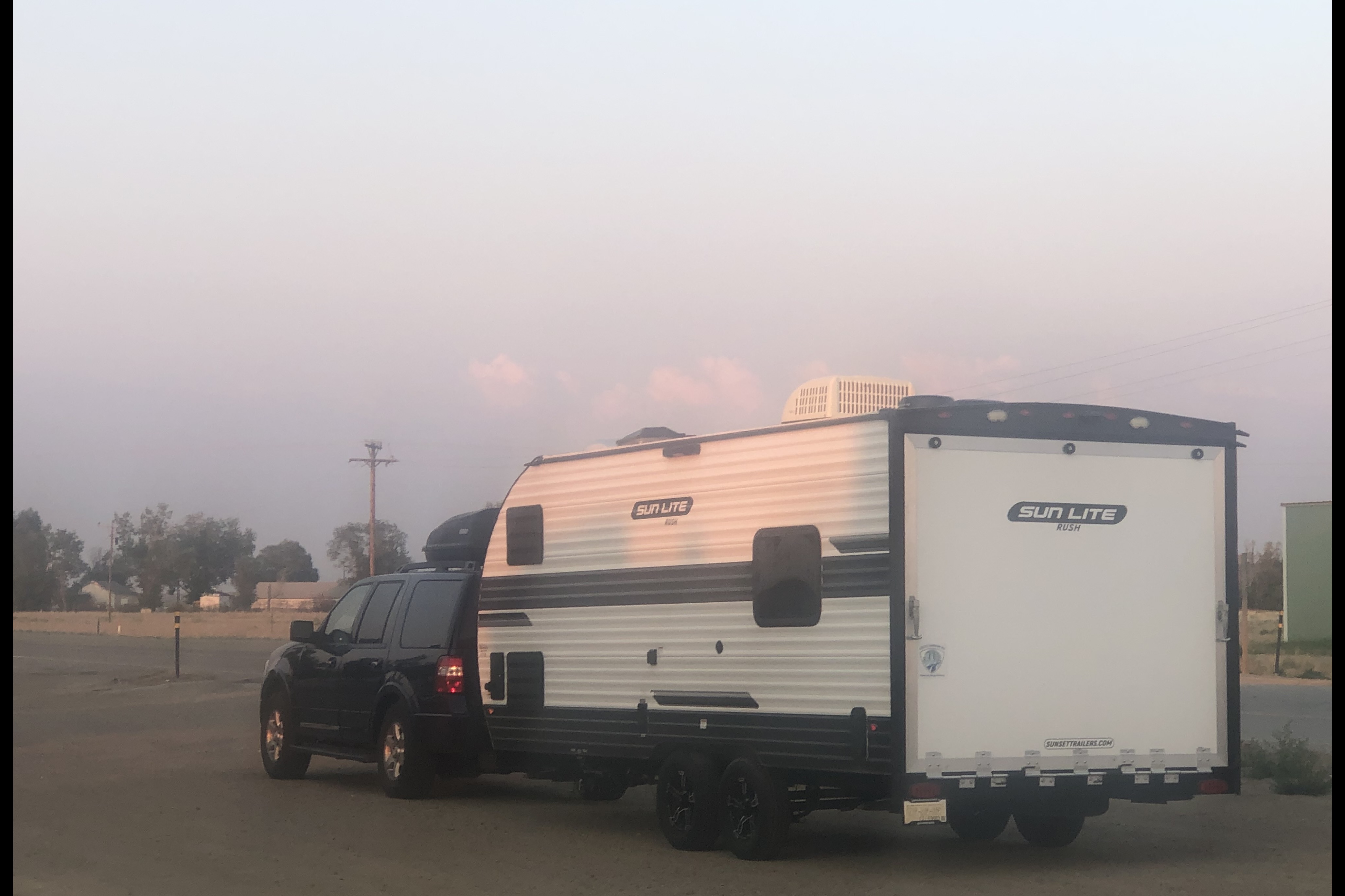 Gena’s New Horizons-Sunset Park RV Sun Lite 21TH Toy Hauler