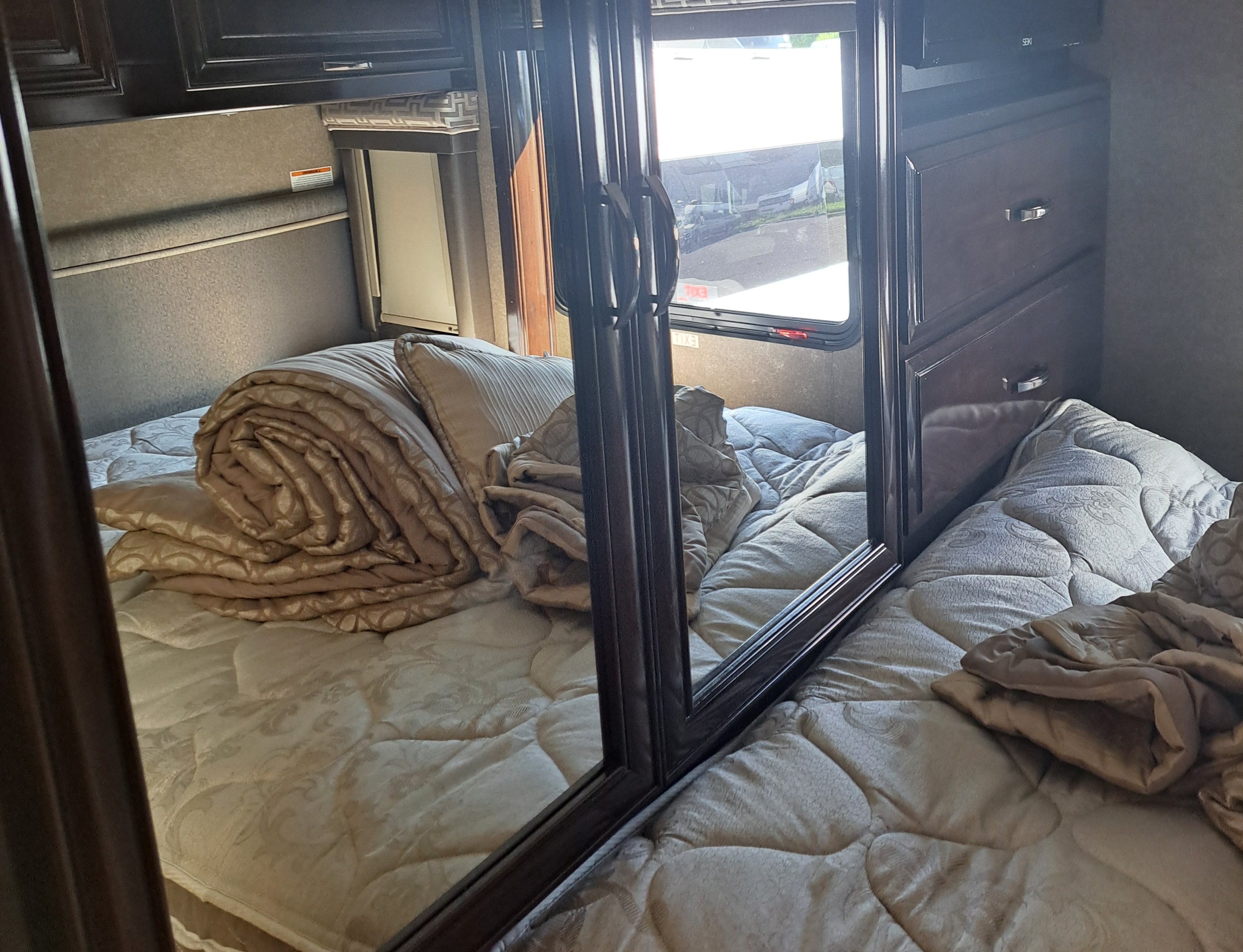 Menouar Thor Motor Coach Quantum  RQ29 Classe C