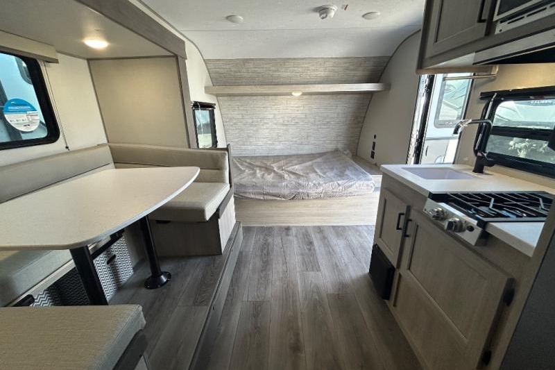 2026 Coachmen Summit Series 7 184BHSX Travel Trailer