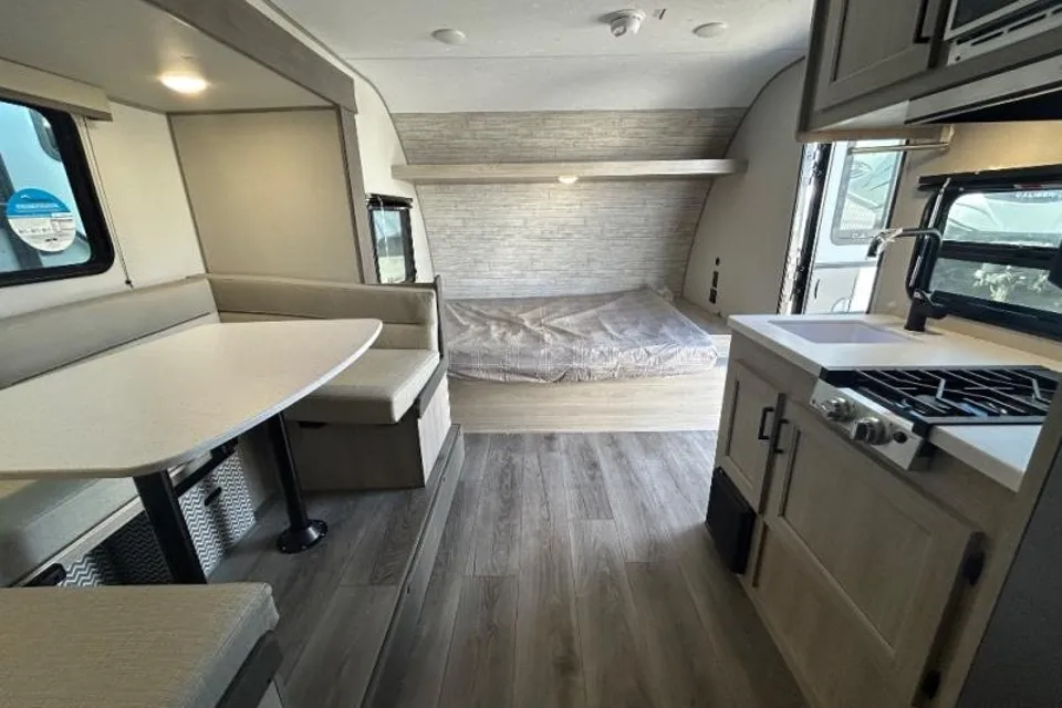 2026 Coachmen Summit Series 7 184BHSX Travel Trailer