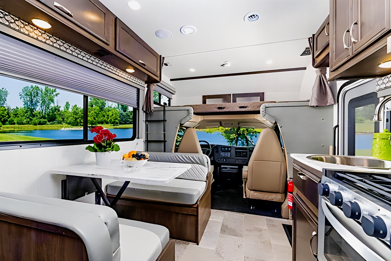 2022 Gulf Stream Conquest Class C 24ft. - FREE PRIVATE SHUTTLE - Manfred -