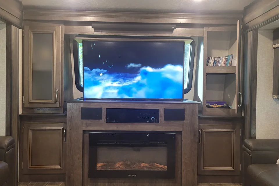 The Gypsea - Keystone Montana High Country 375FL Fifth Wheel
