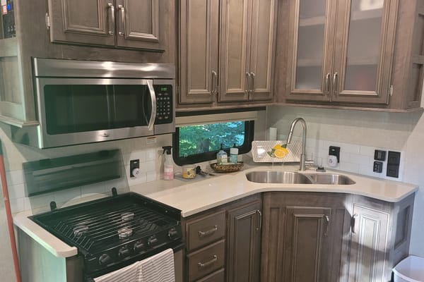 The Gypsea - Keystone Montana High Country 375FL Fifth Wheel