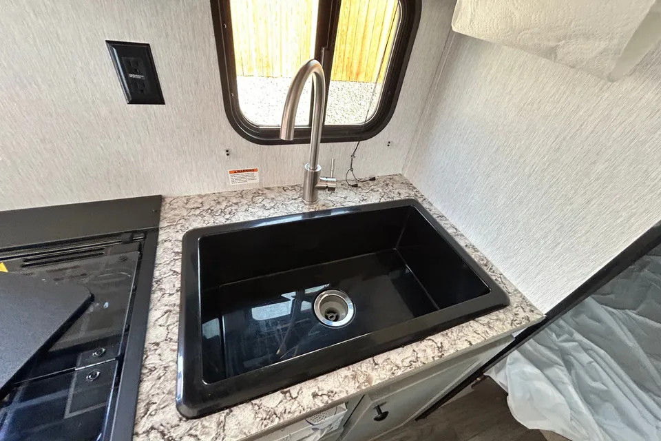 Barnett Bungalow II - 21BT Travel Trailer