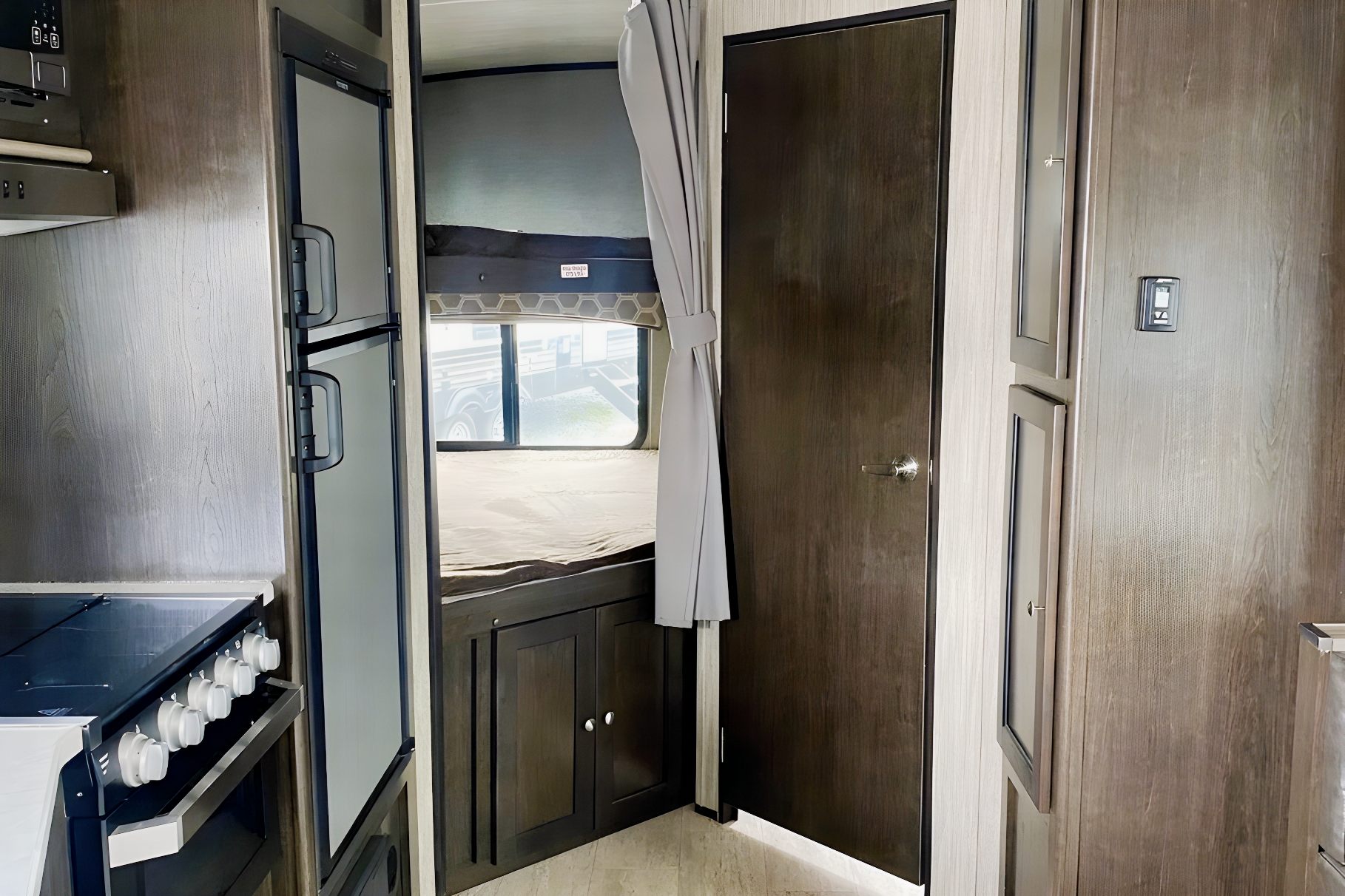 Joel's Shadow Cruiser  24BHS Travel Trailer