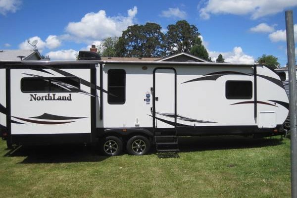 Bryan's Pacific Coachworks Northland Travel Trailer