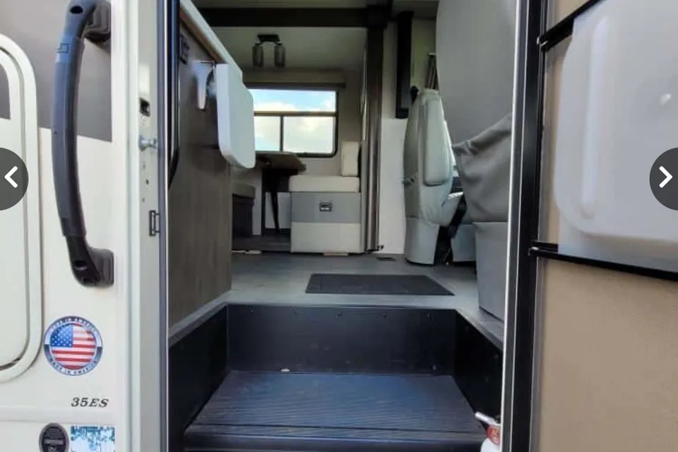 Coachmen Mirada Class A, your home away from home!!