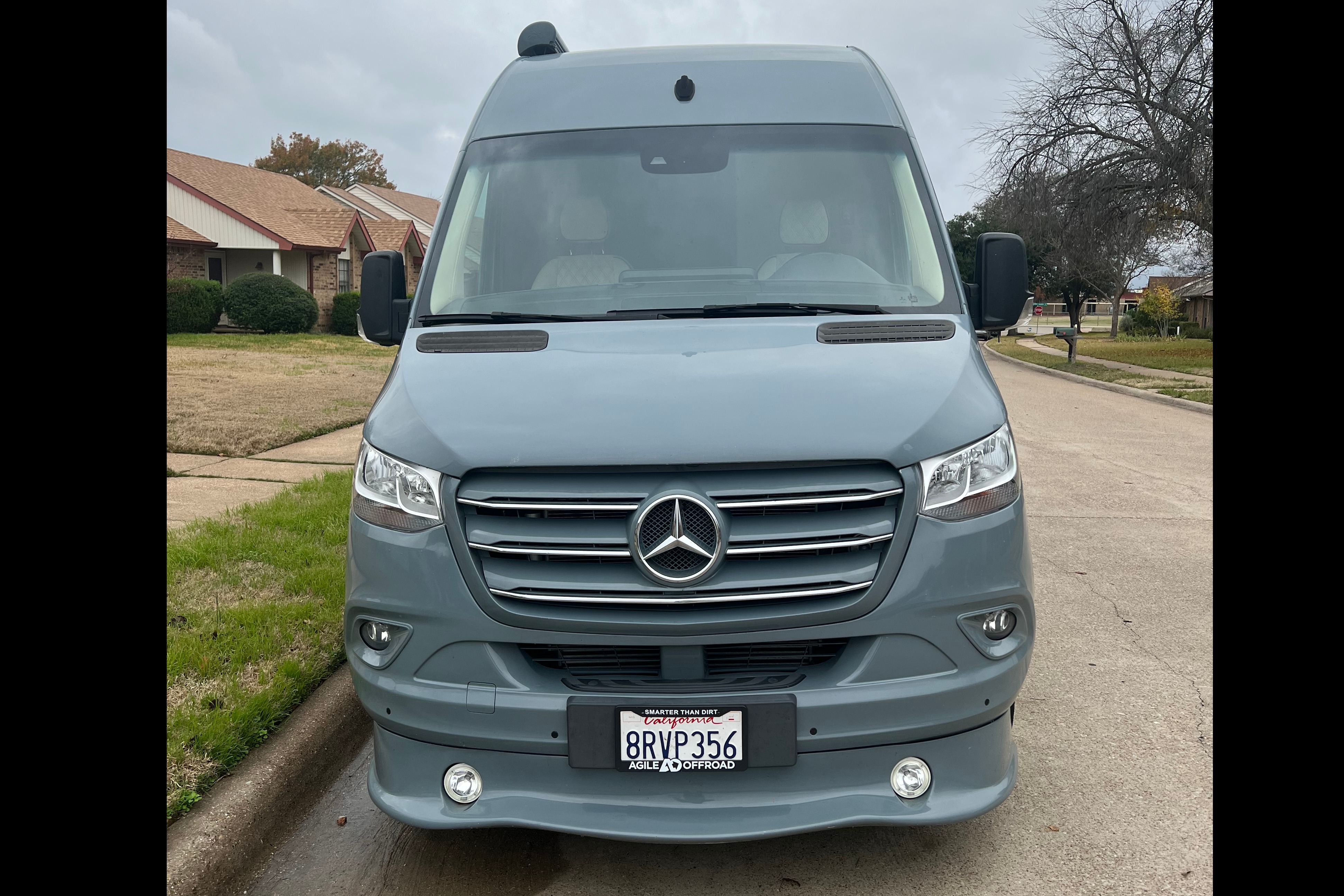 Luxury Class B Sprinter Van