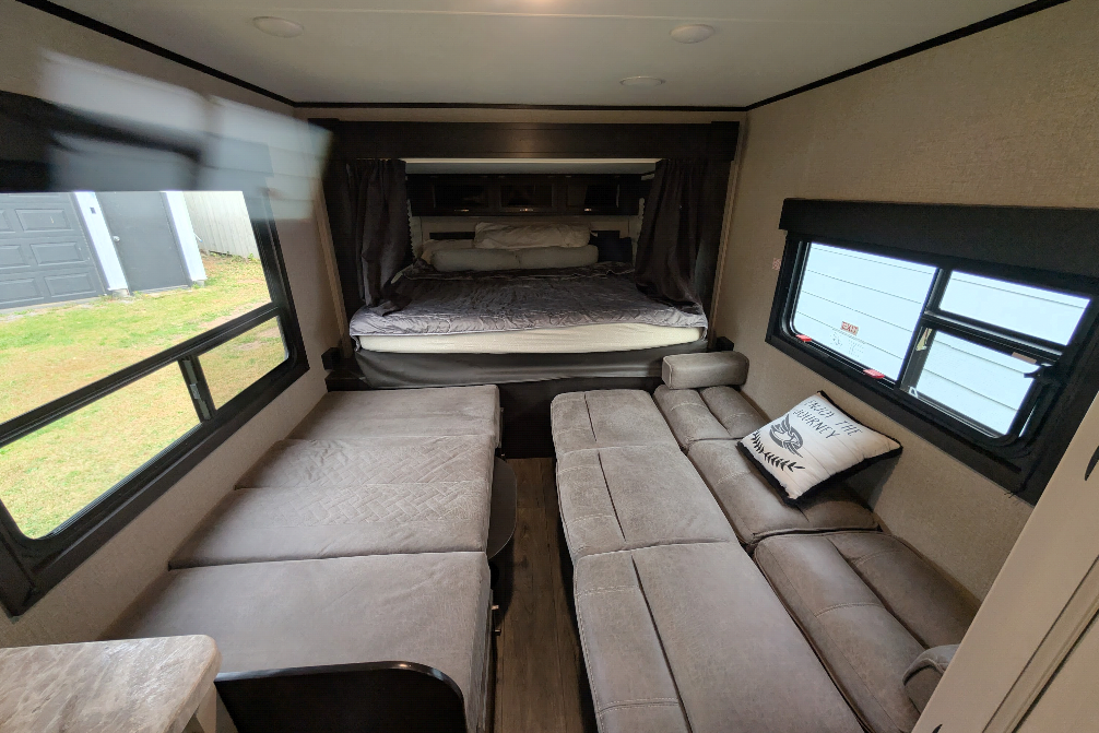 Steve's Jayco Feather light x213 Travel Trailer