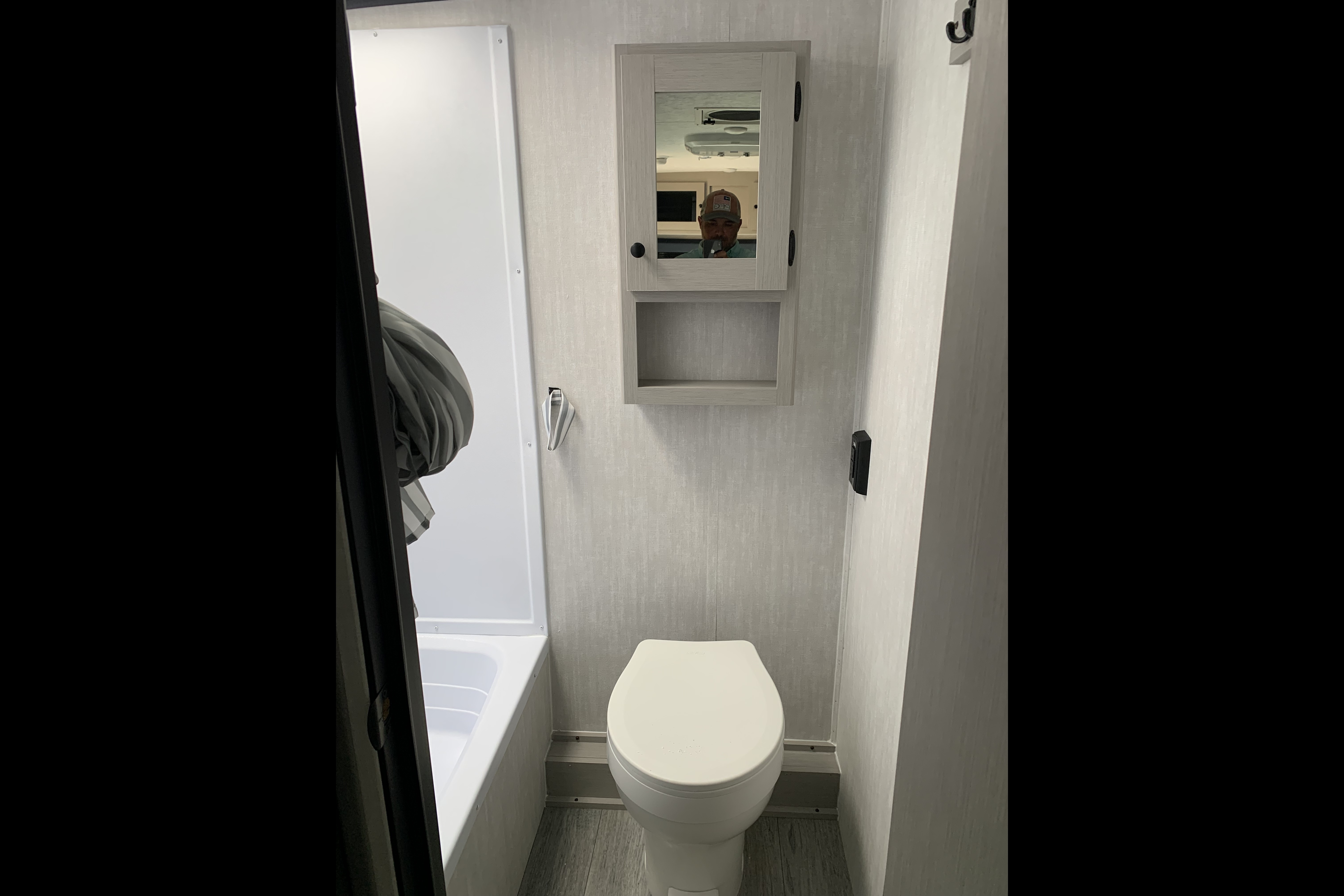 Brand New!!!!!! Coachmen Apex Nano Travel Trailer