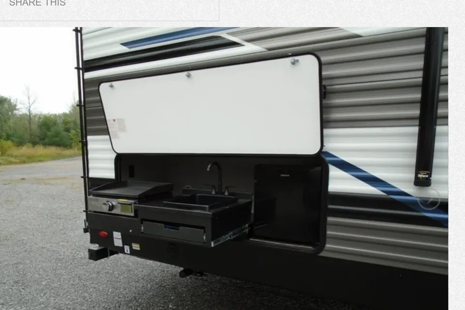 Your Next Adventure Starts with the Puma – Sleeps 10 | Outdoor Kitchen | Delivery Available