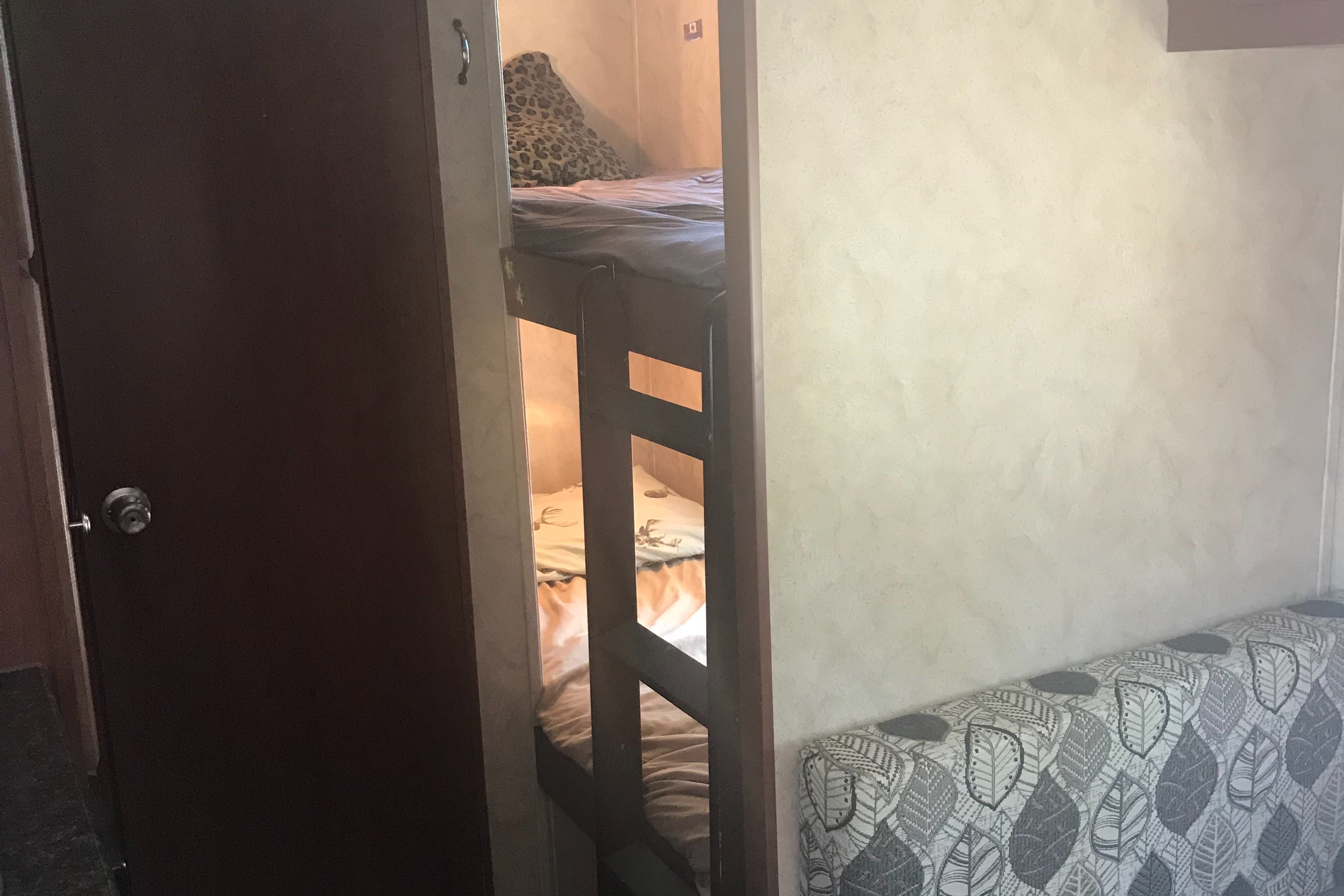 Lil’ Clipper Family Bunkhouse 
