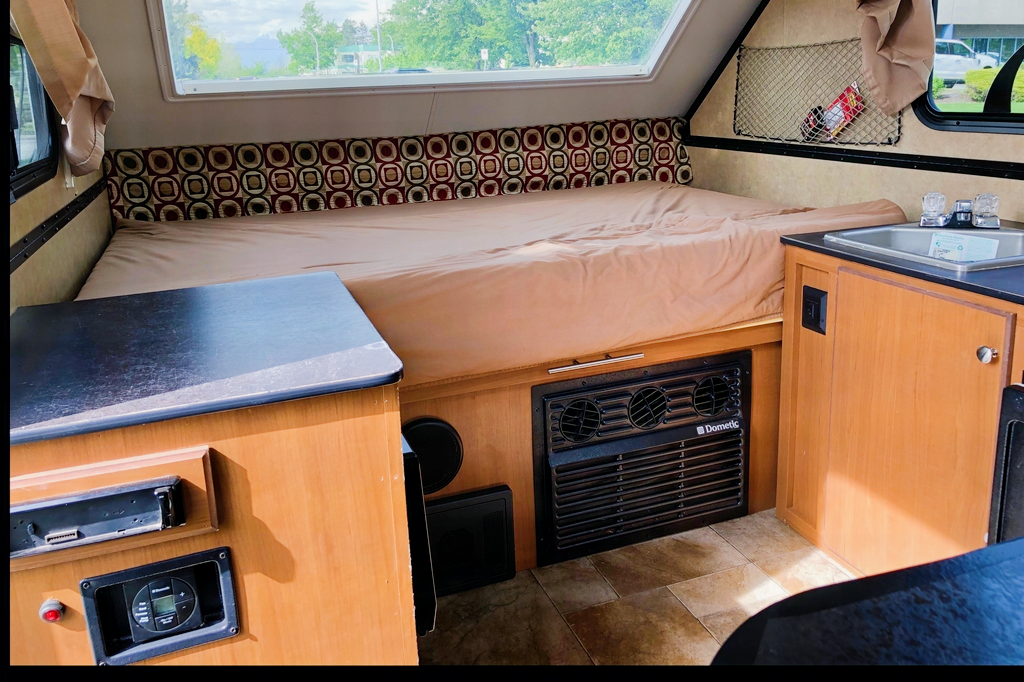 A-Frame Starcraft Comet Tent Trailer