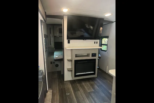 NEW Heartland Mallard M26 Travel Trailer