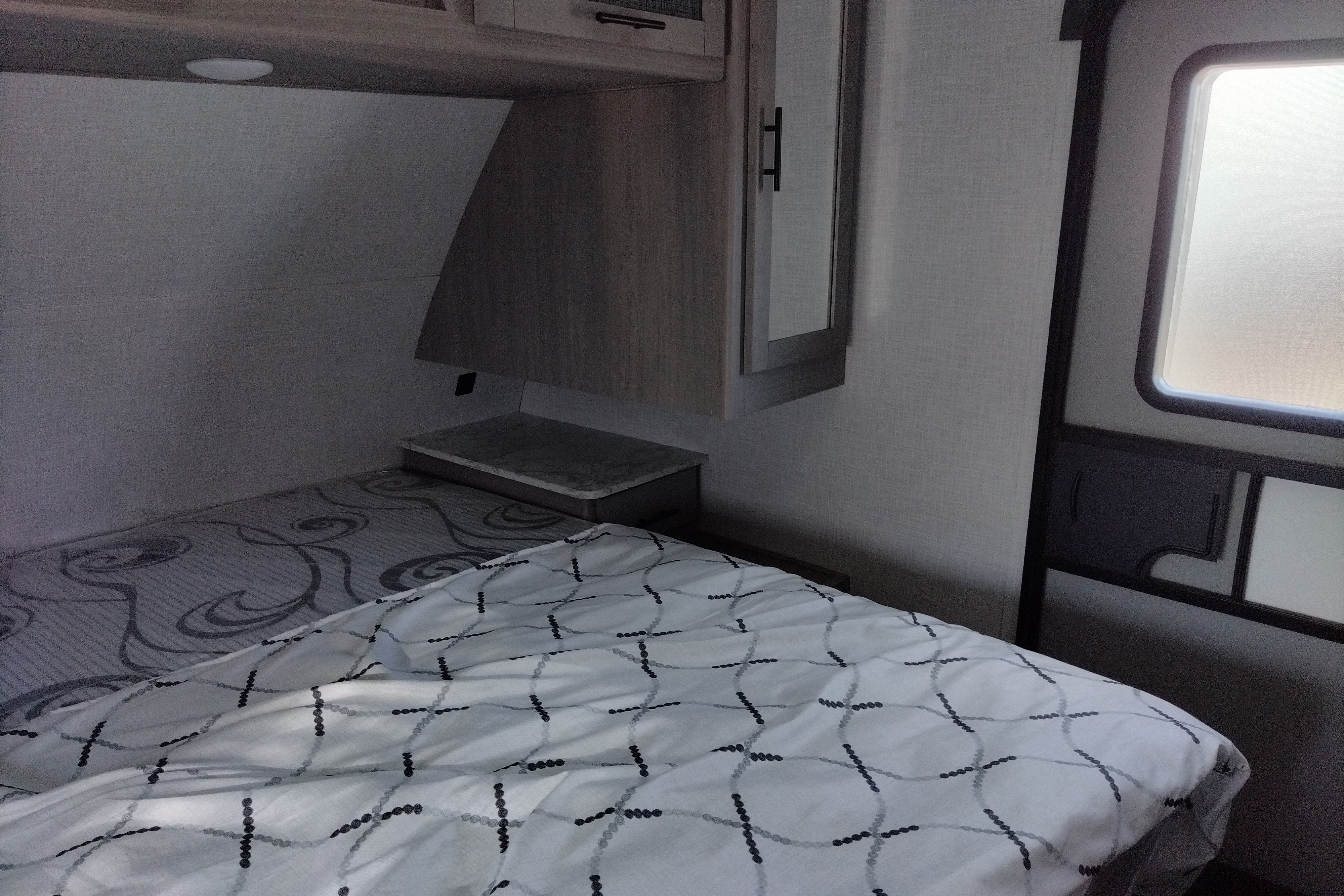The great outdoors Coleman 2755BH Travel Trailer
