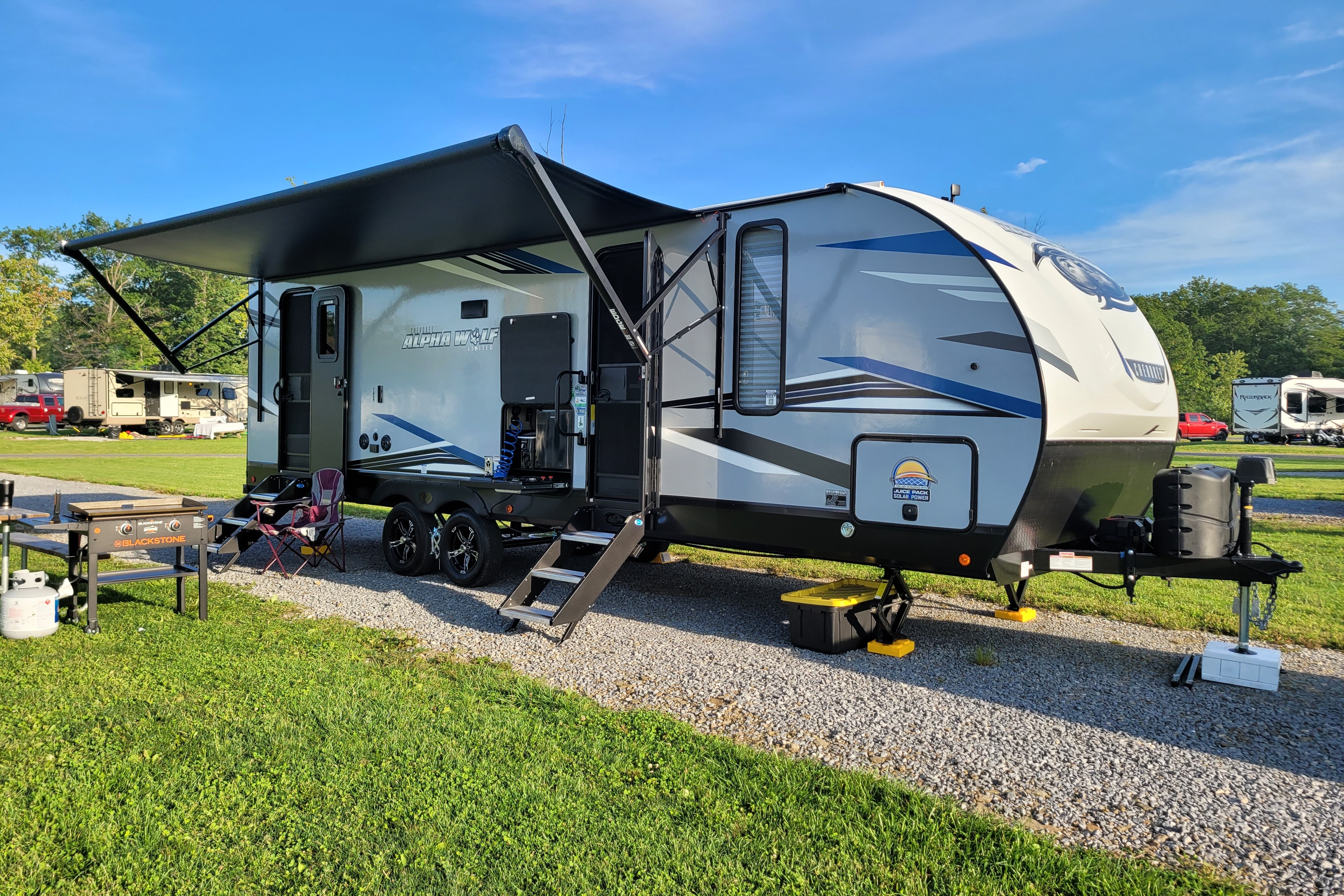 Forest River Alpha Wolf 26DBH-L