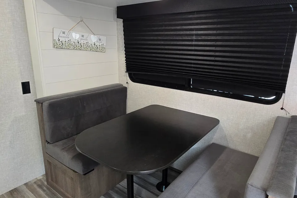 Trisha's Jayco Jayflight slx 261bhs Travel Trailer