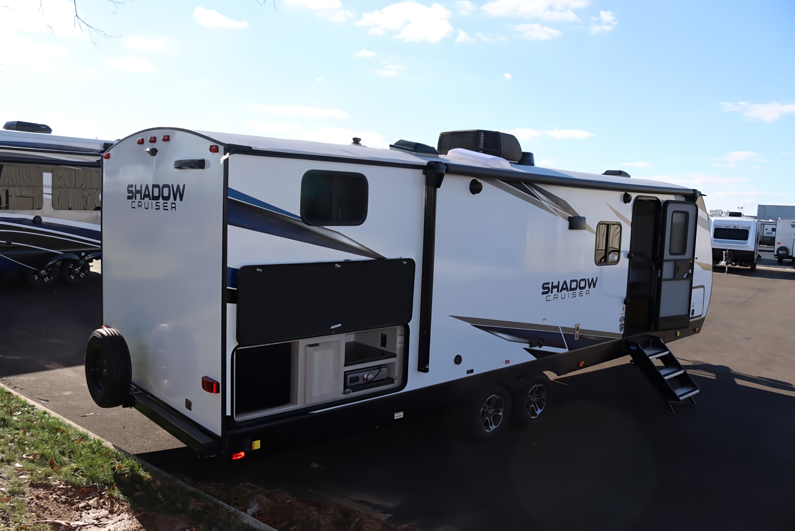 Better Days  Shadow Cruiser  280QBS Travel Trailer