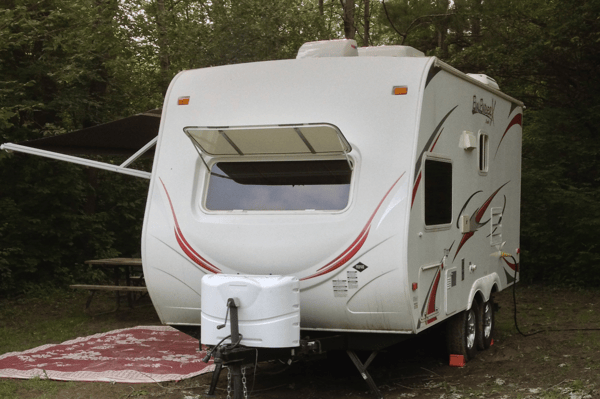FUNFINDER! Juste assez grande pour avoir du plaisir! FUNFINDER! Just big enough to have fun!