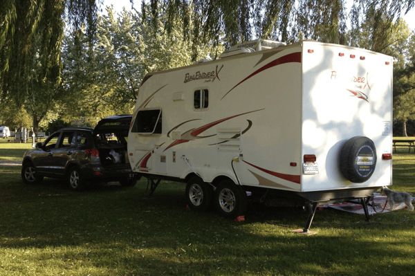 FUNFINDER! Juste assez grande pour avoir du plaisir! FUNFINDER! Just big enough to have fun!