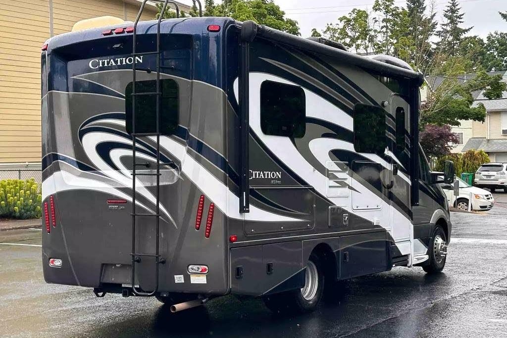  2016 Mercedes Thor Citation (Everythings Included)